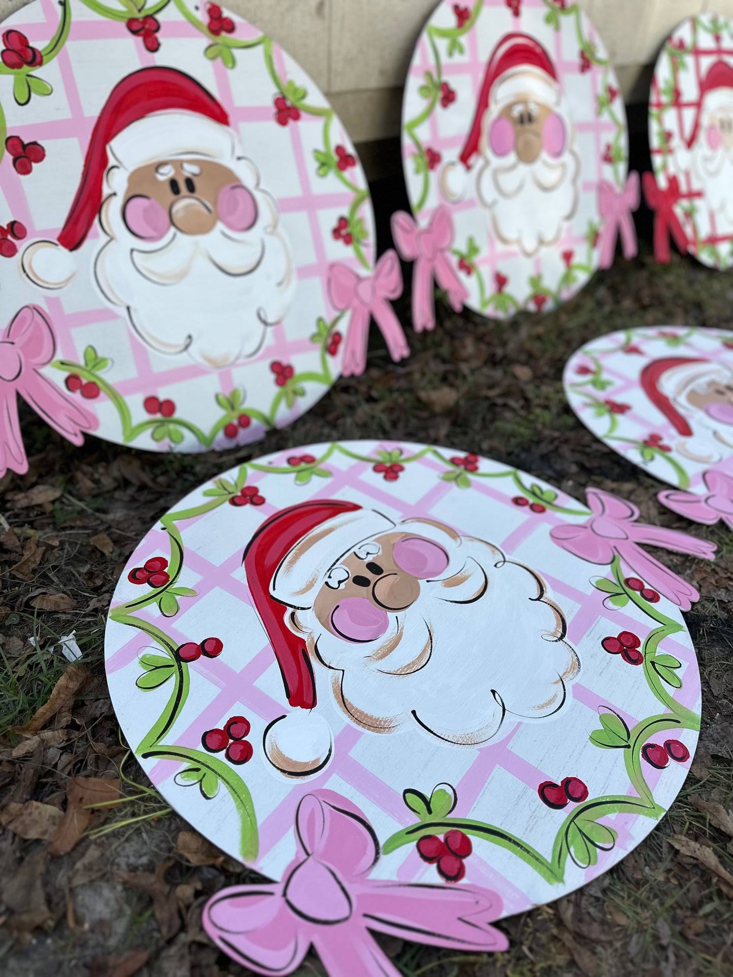Santa Bow Round