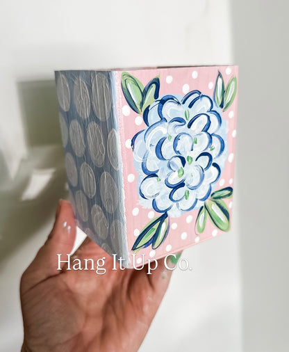 Pen Holder