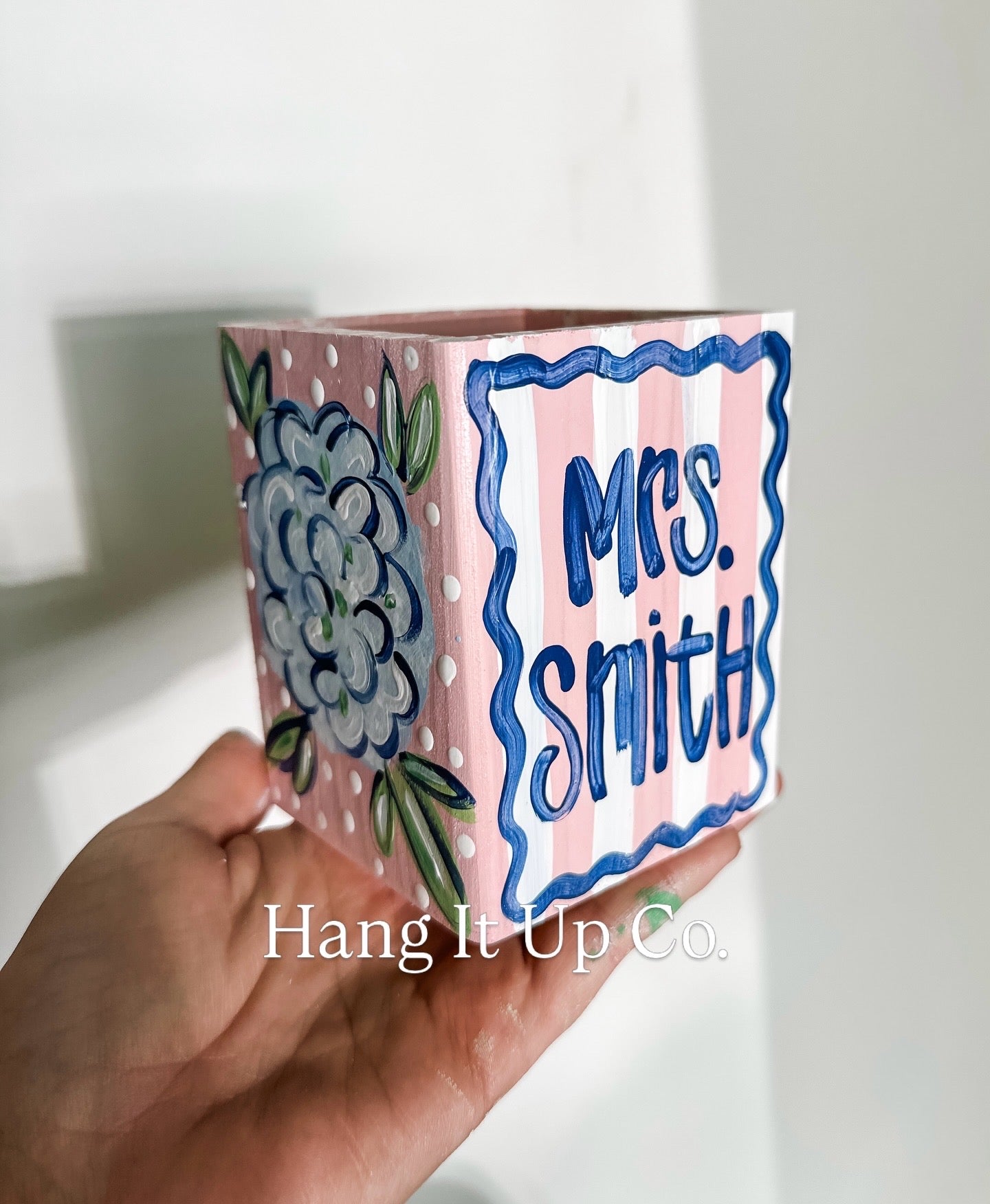 Pen Holder