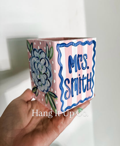 Pen Holder