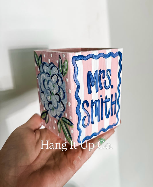 Pen Holder